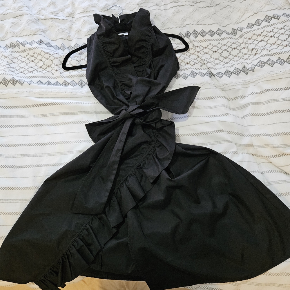 Isaac MIZRAHI for TARGET Black Ruffled Wrap Dress